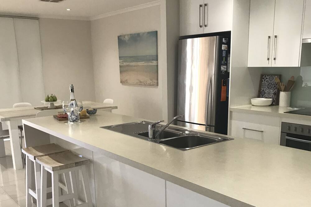 Photo of Kitchen in Port Hughes