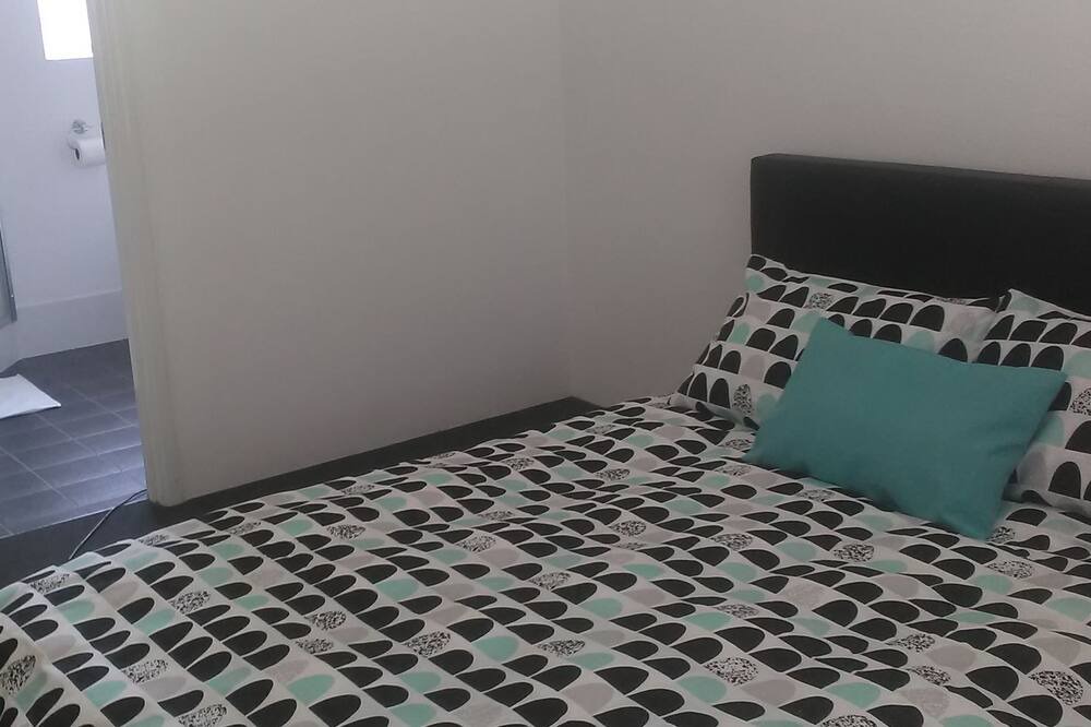 Photo of Bedroom in Ravenswood