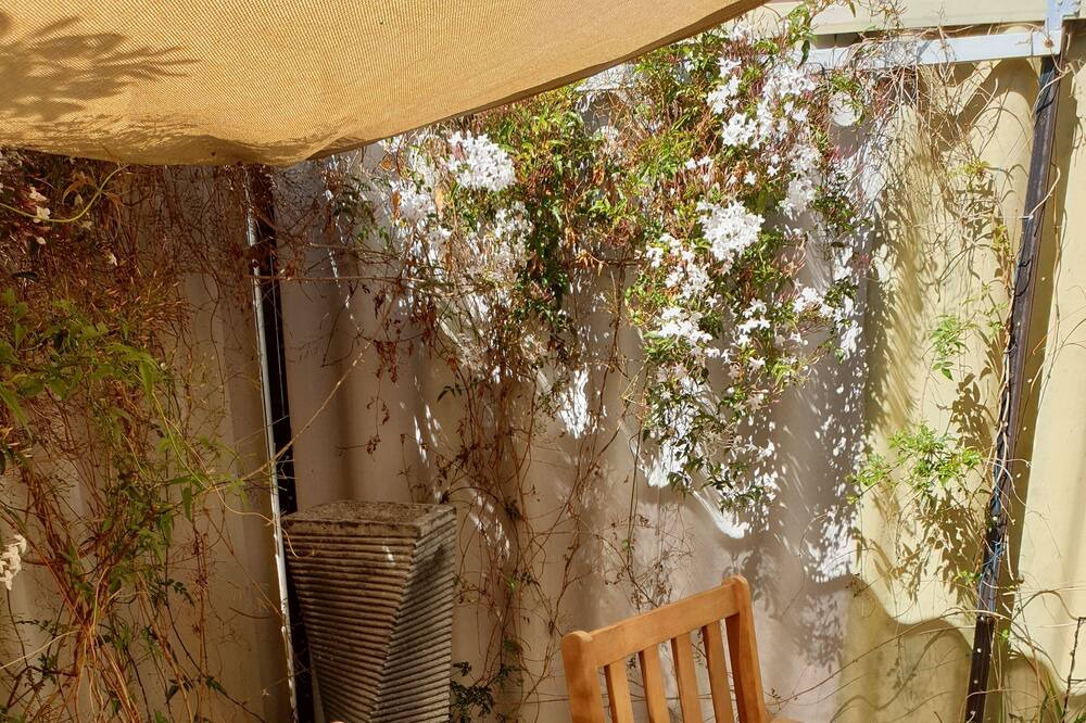Photo of Patio Balcony in Rockingham