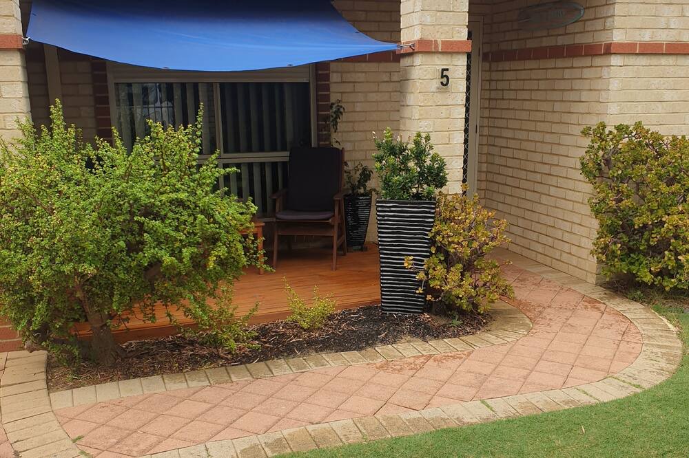 Photo of Outdoor in Rockingham