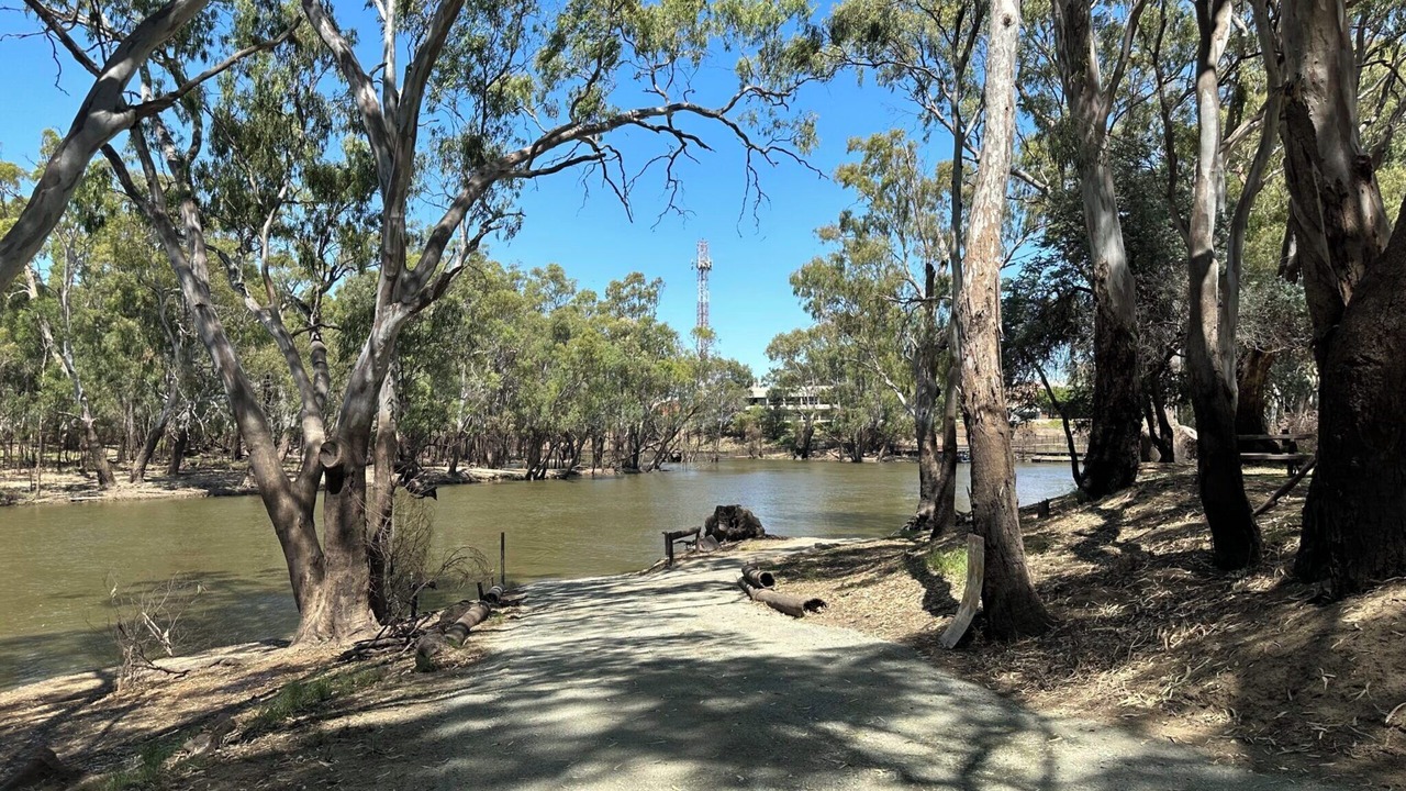 Photo of Others in Deniliquin
