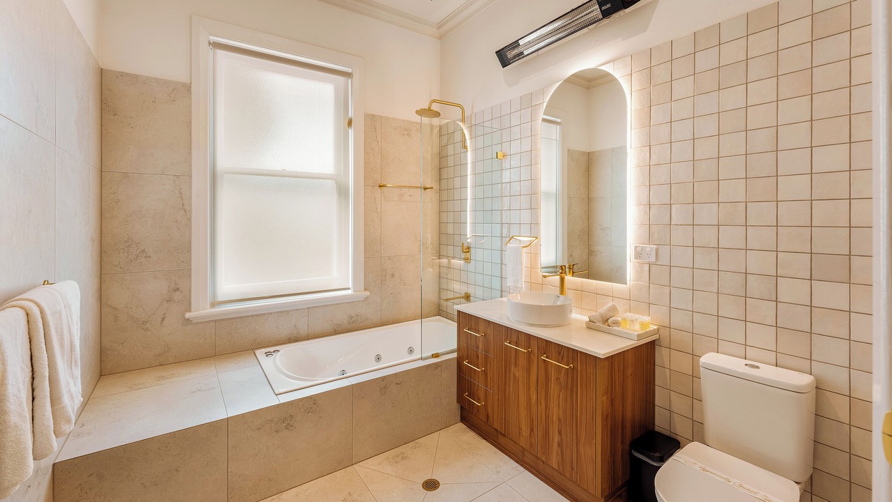 Photo of Bathroom in Naracoorte