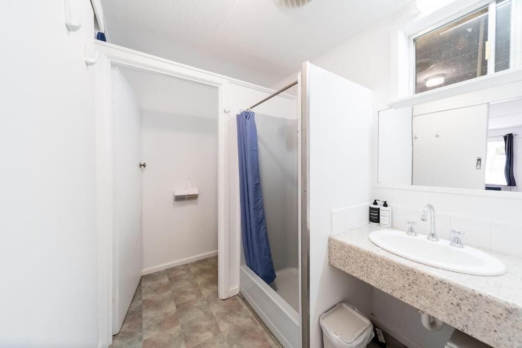 Photo of Bathroom in Tallangatta