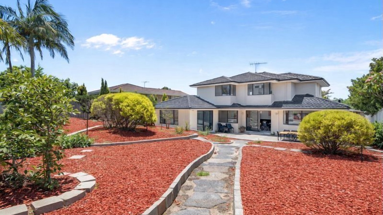 Photo of Others in Dianella