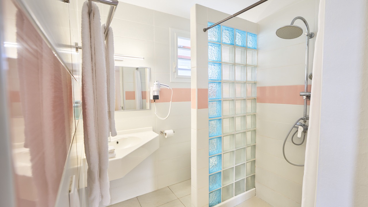 Photo of Bathroom in Les Hattes
