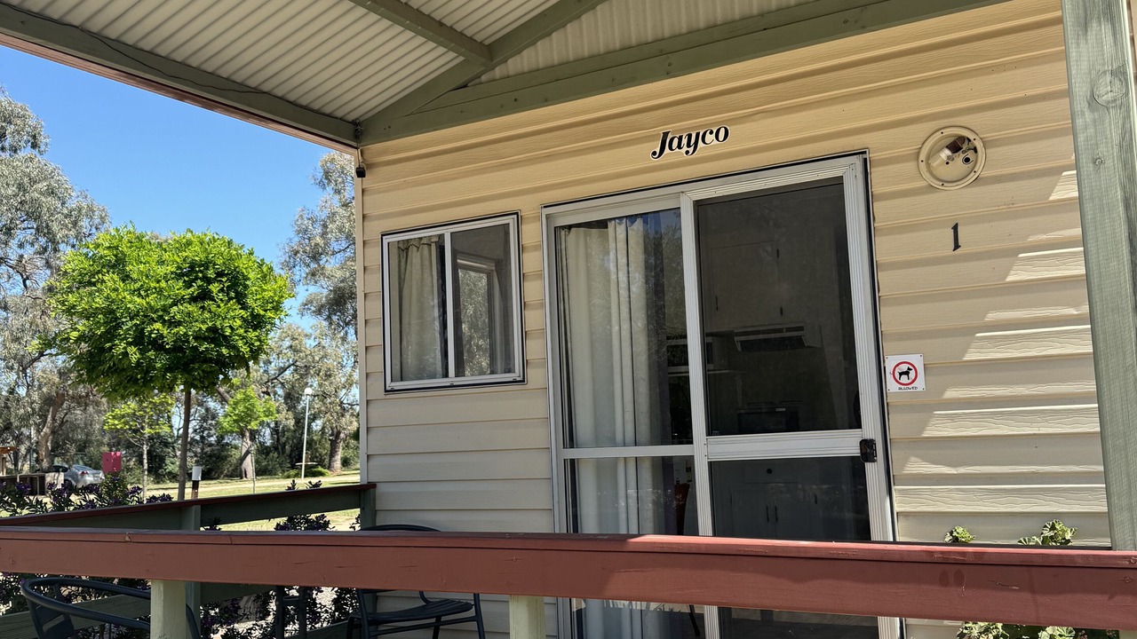 Photo of Outdoor in Hay South