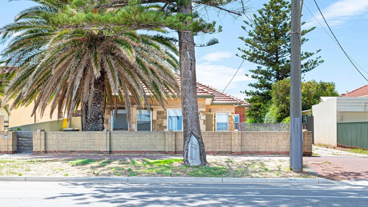 Photo of Outdoor in Largs North