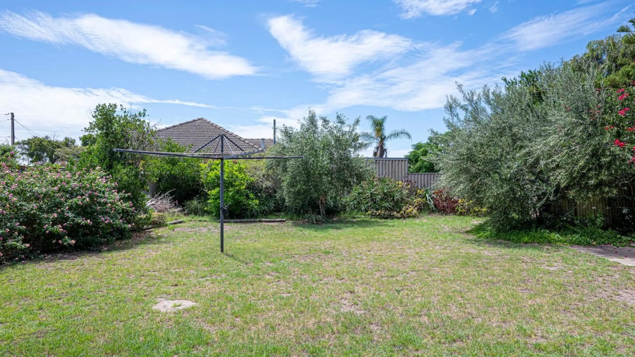 Photo of Outdoor in Largs North