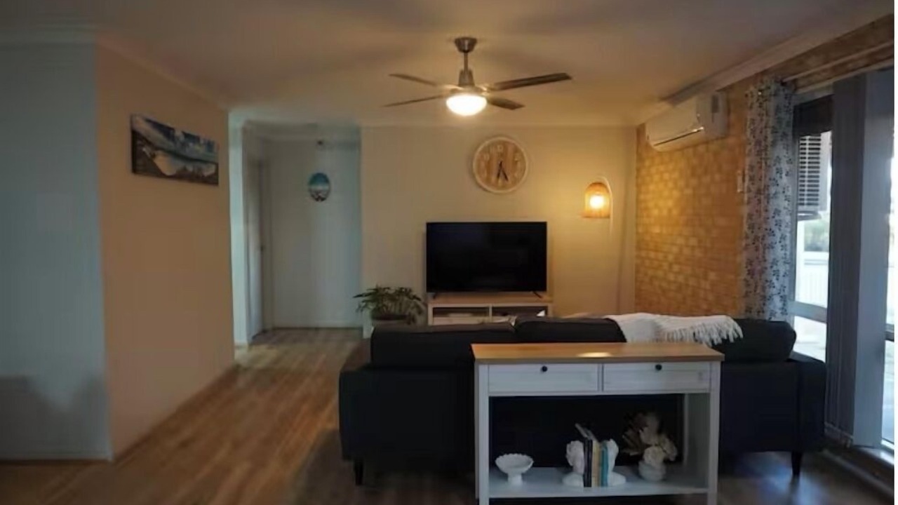 Photo of Livingroom in West Beach