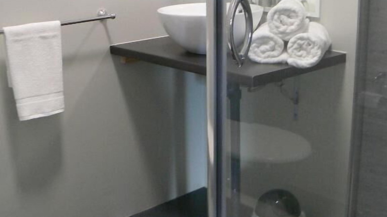 Photo of Bathroom in Green Head