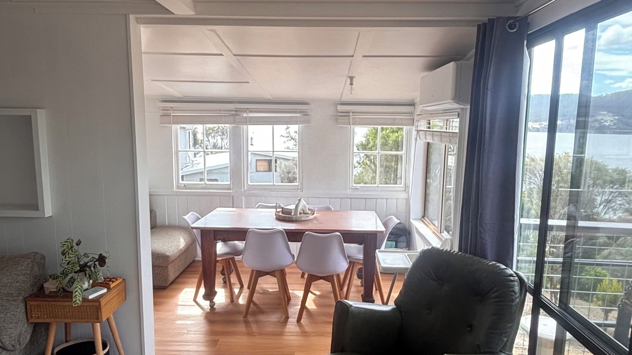 Photo of Livingroom in North Bruny