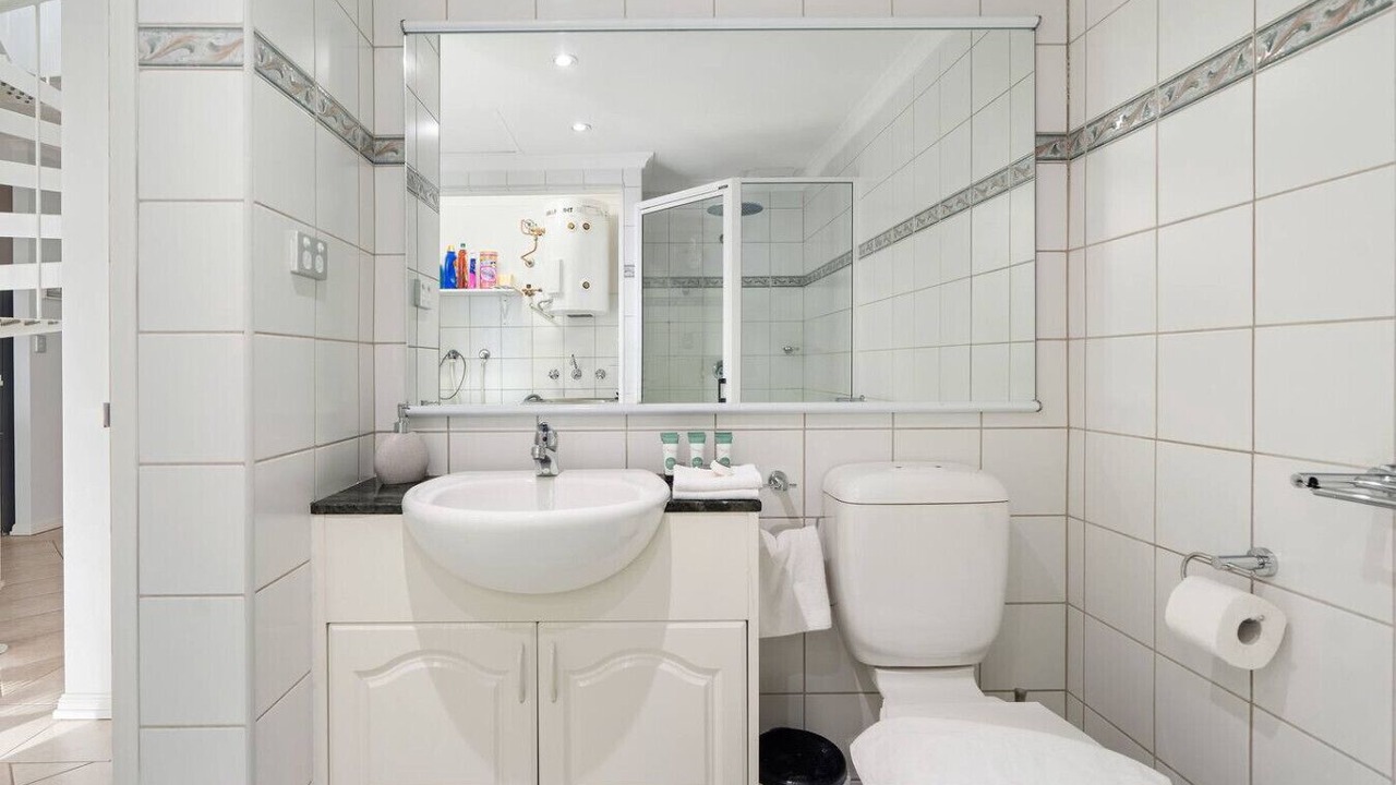 Photo of Bathroom in Cullen Bay