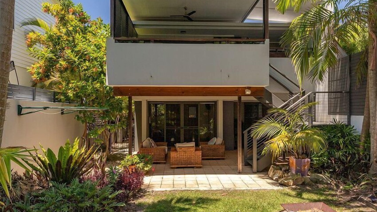 Photo of Outdoor in Elizabeth Beach