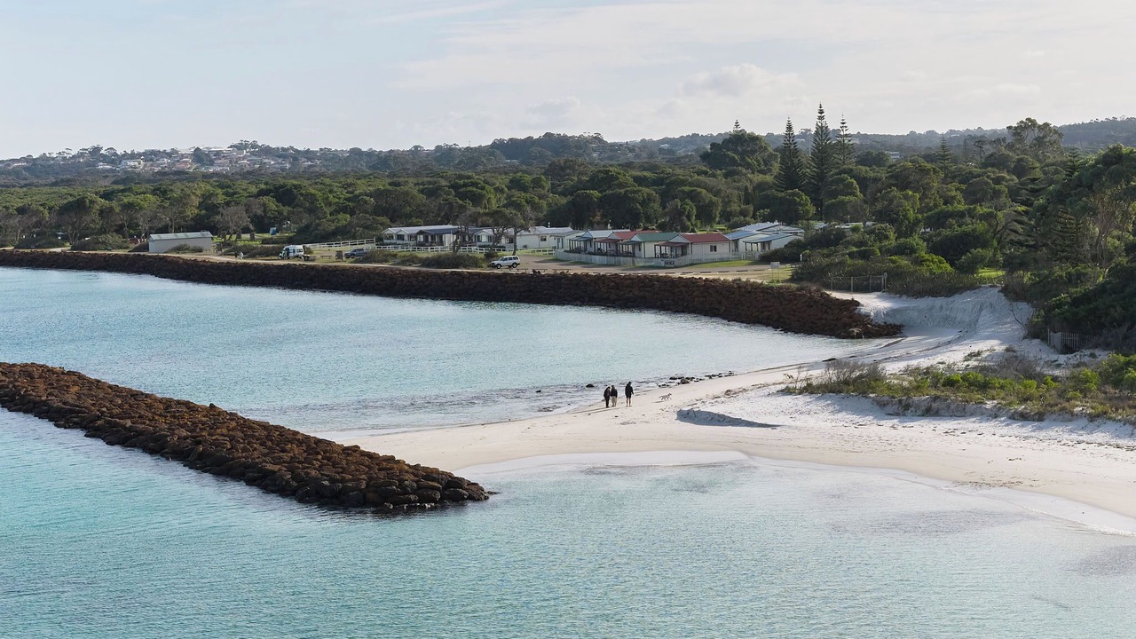 Photo of Others in Emu Point