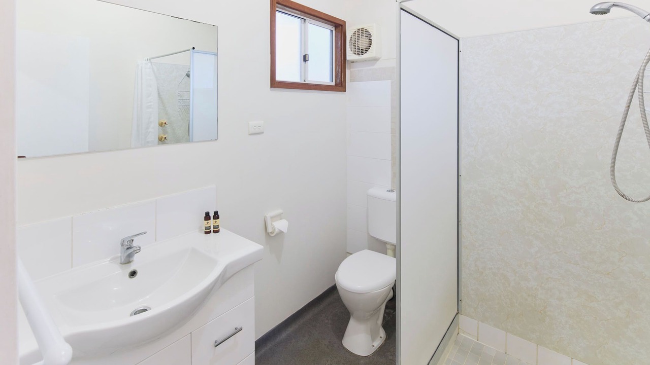 Photo of Bathroom in Emu Point