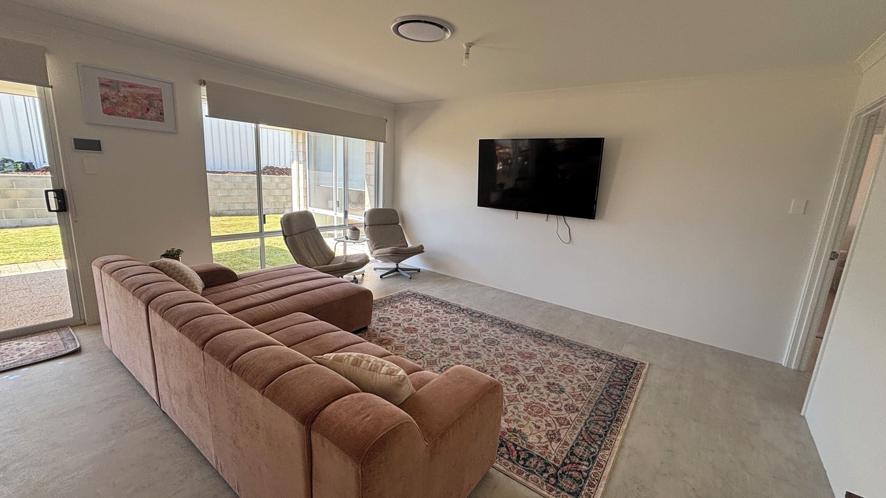 Photo of Livingroom in Beresford