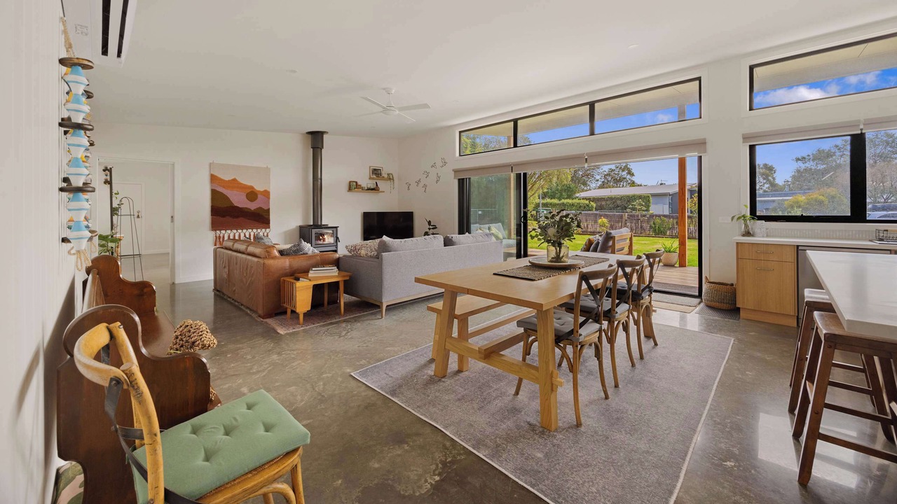 Photo of Livingroom in Sandy Point