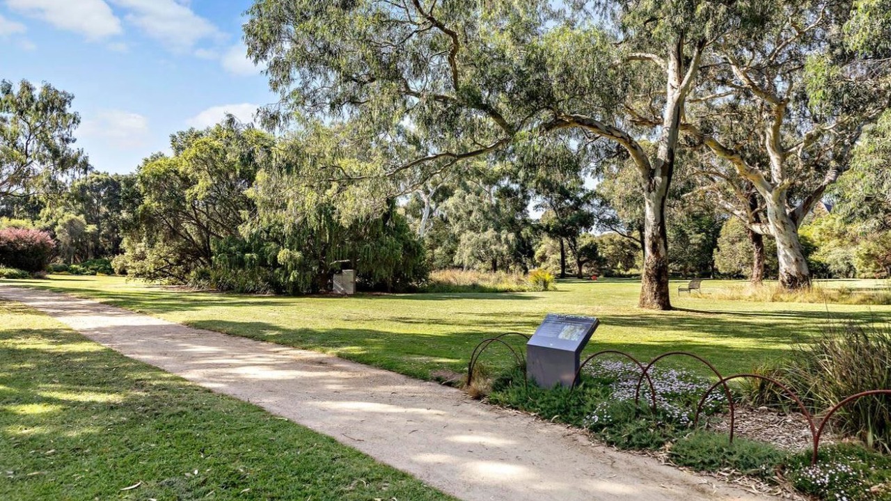 Photo of Outdoor in Parkville