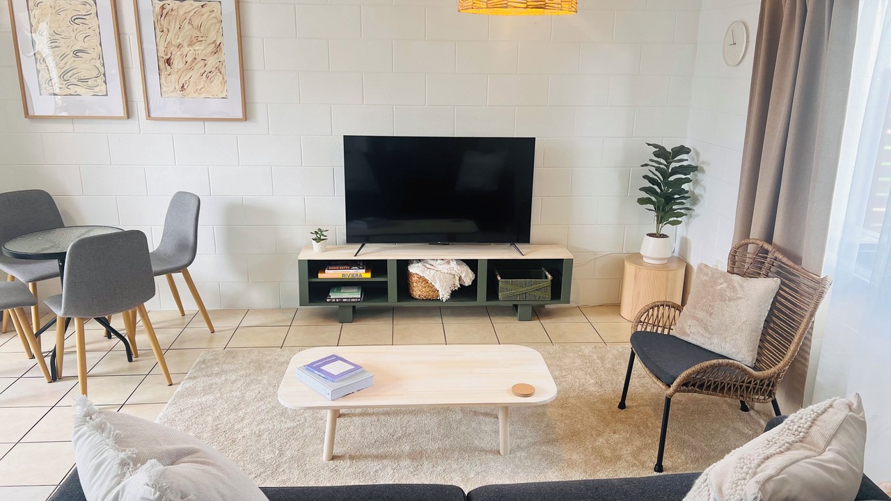 Photo of Livingroom in Miles End