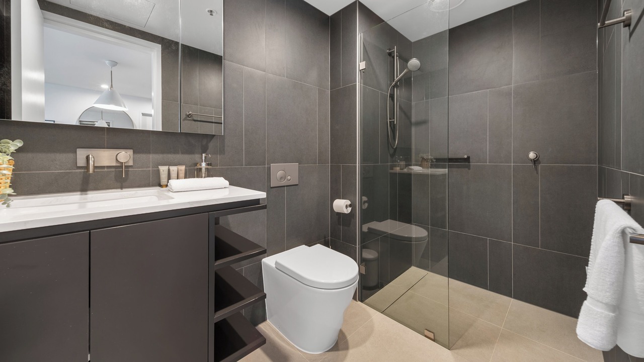 Photo of Bathroom in Reid