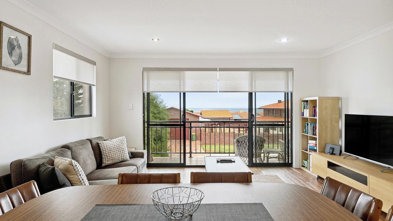 Photo of Livingroom in Ledge Point