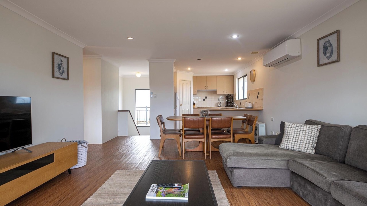 Photo of Livingroom in Ledge Point