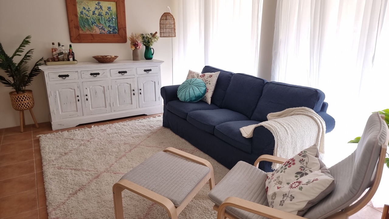 Photo of Livingroom in Two Rocks