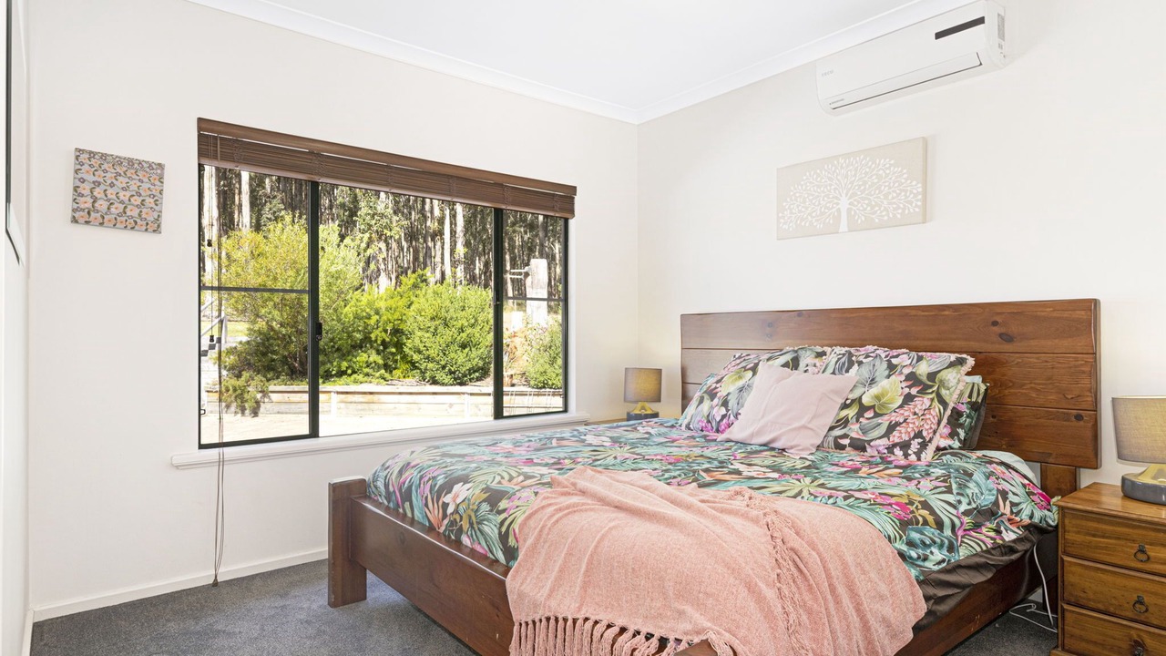 Photo of Bedroom in Redgate
