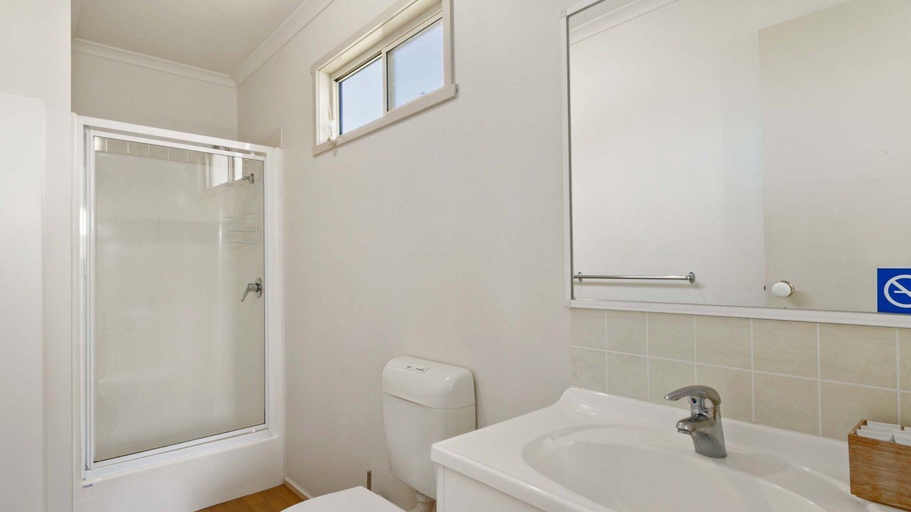 Photo of Bathroom in Lakes Entrance