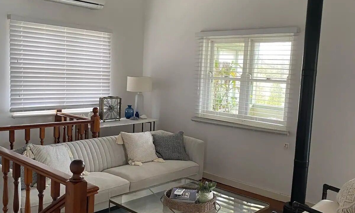 Photo of Livingroom in Rockingham