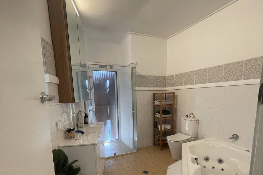 Photo of Bathroom in Mona Vale
