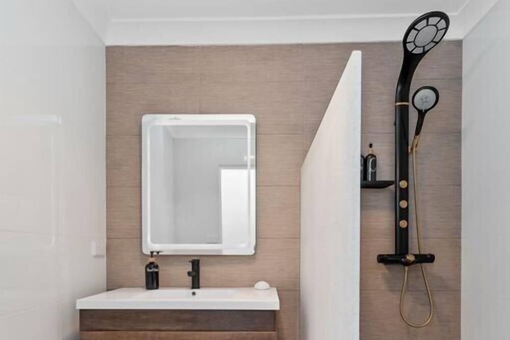 Photo of Bathroom in Silver Sands