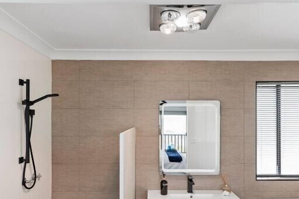 Photo of Bathroom in Silver Sands