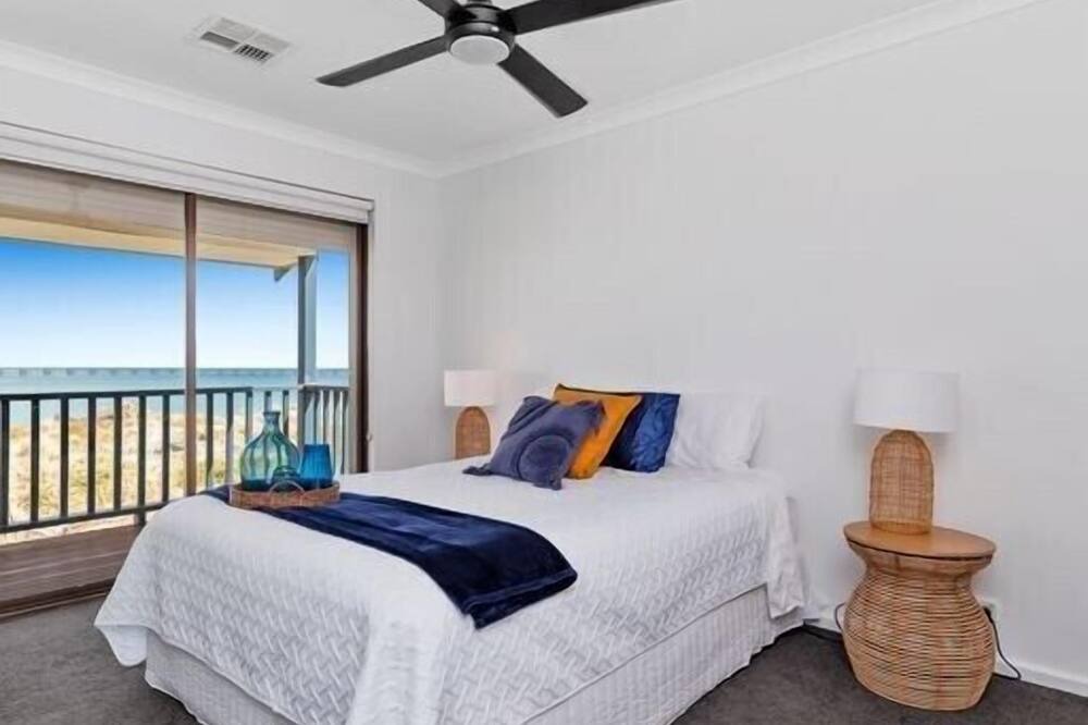 Photo of Bedroom in Silver Sands