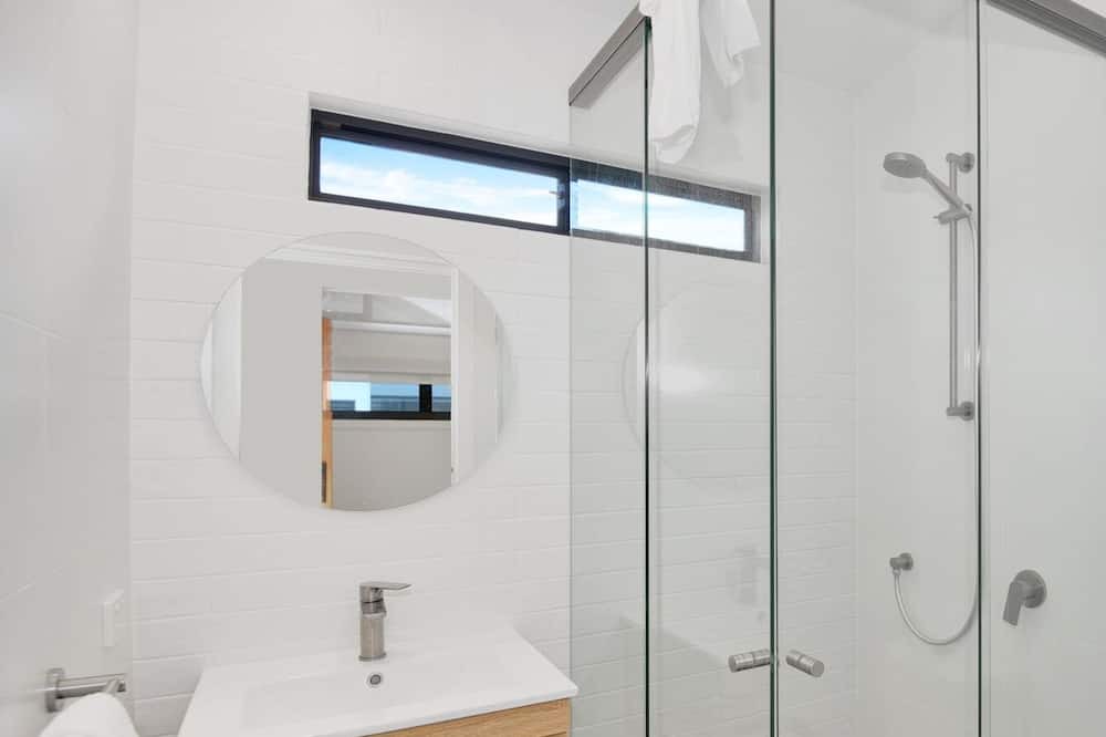 Photo of Bathroom in Long Jetty