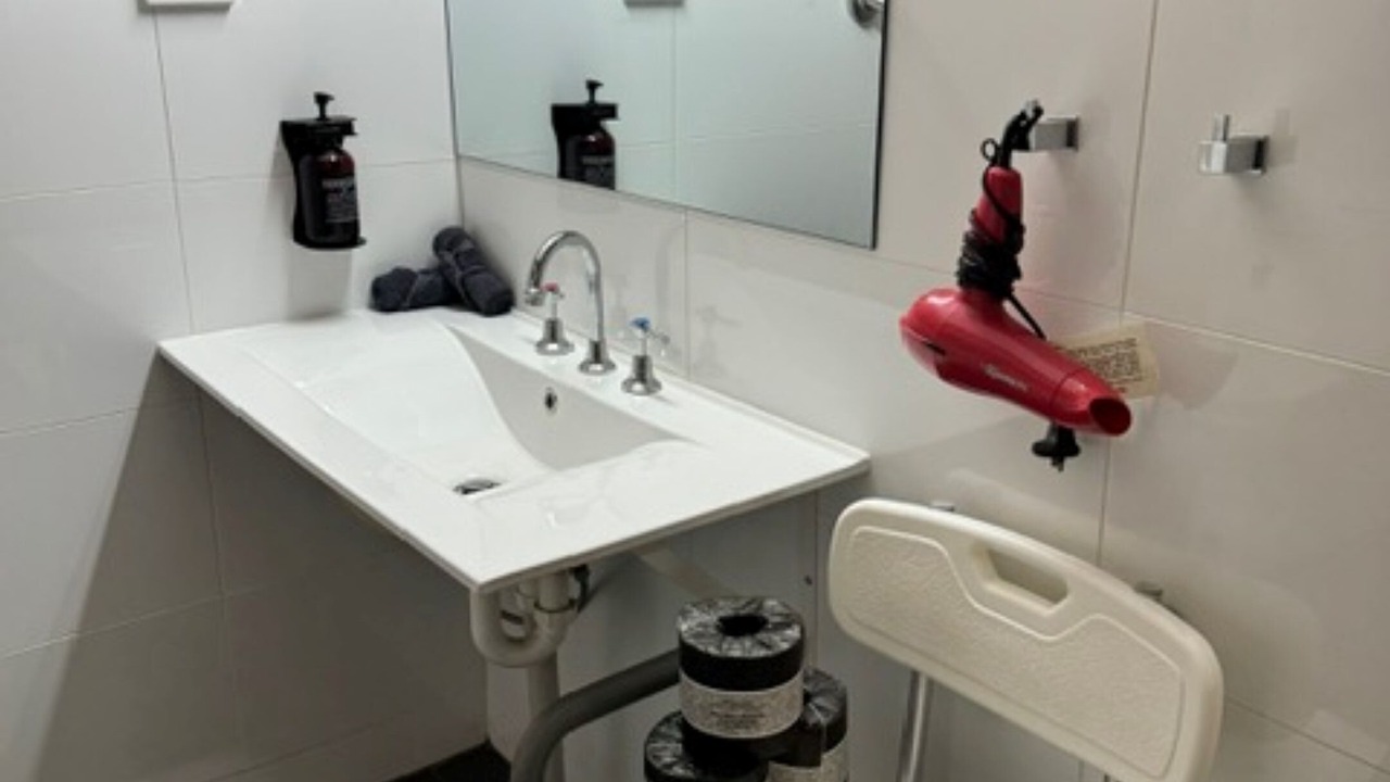 Photo of Bathroom in Coonabarabran