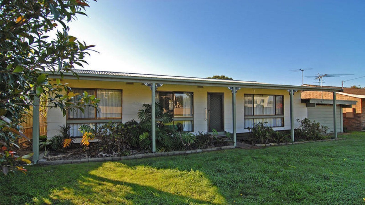 Photo of Outdoor in Indented Head