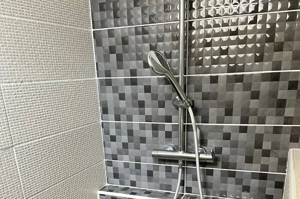 Photo of Bathroom in Cayenne