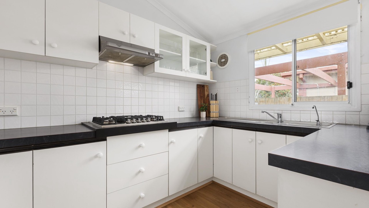 Photo of Kitchen in Indented Head
