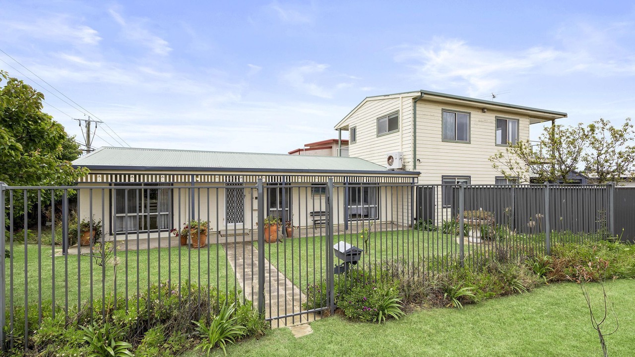 Photo of Outdoor in Indented Head