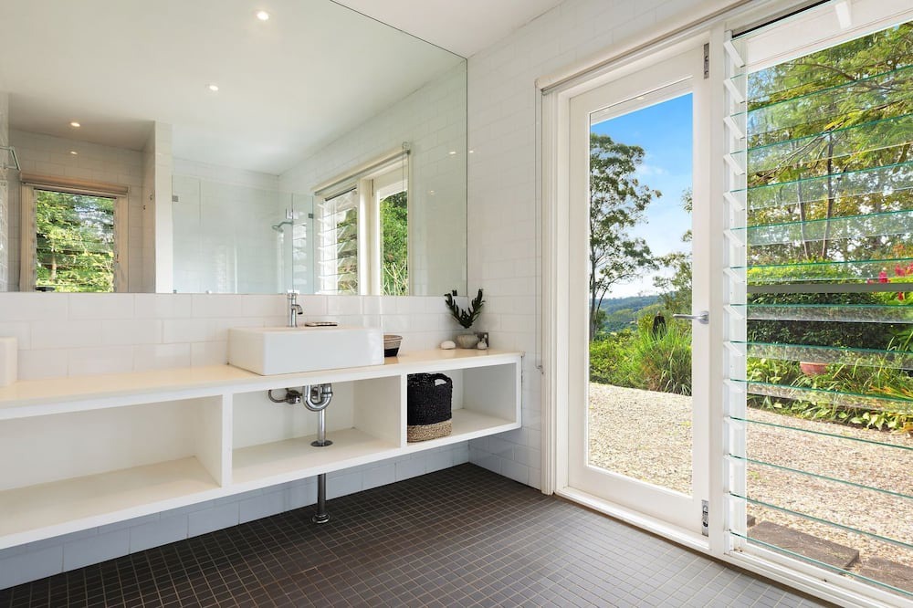 Photo of Bathroom in Federal
