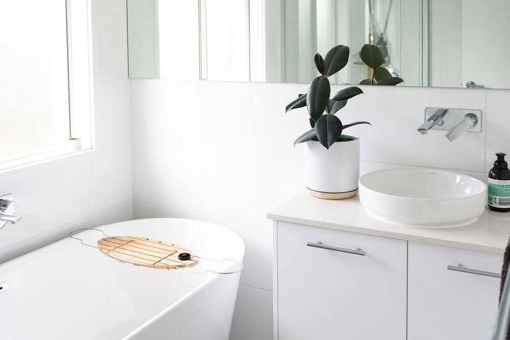 Photo of Bathroom in Bellbird