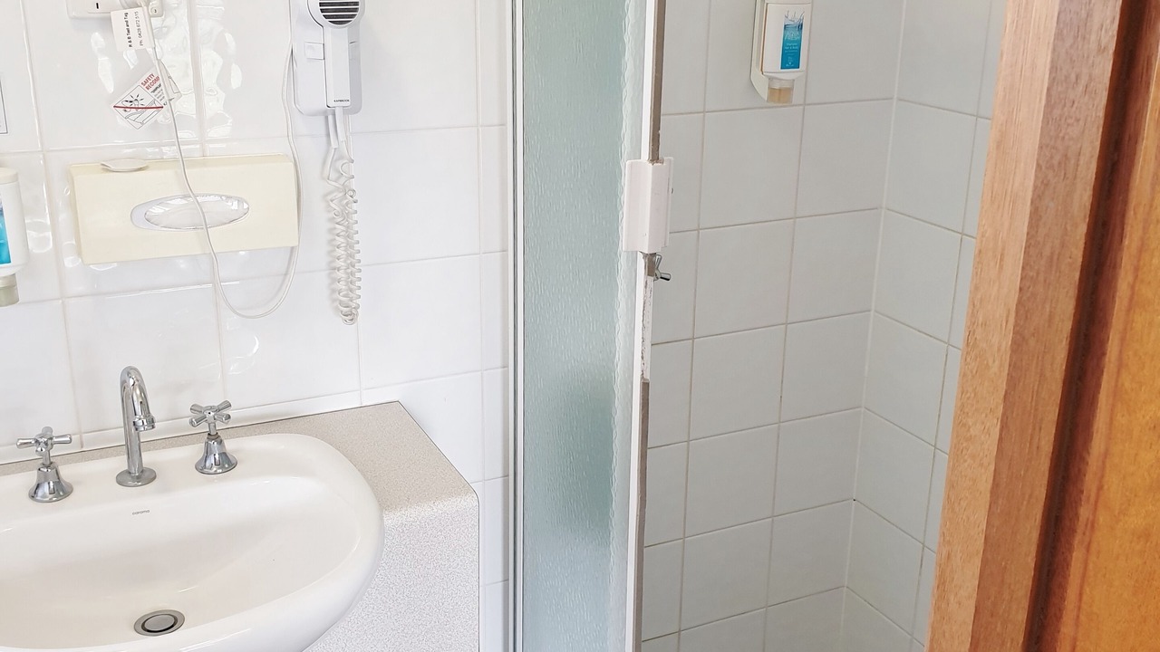 Photo of Bathroom in Lacepede