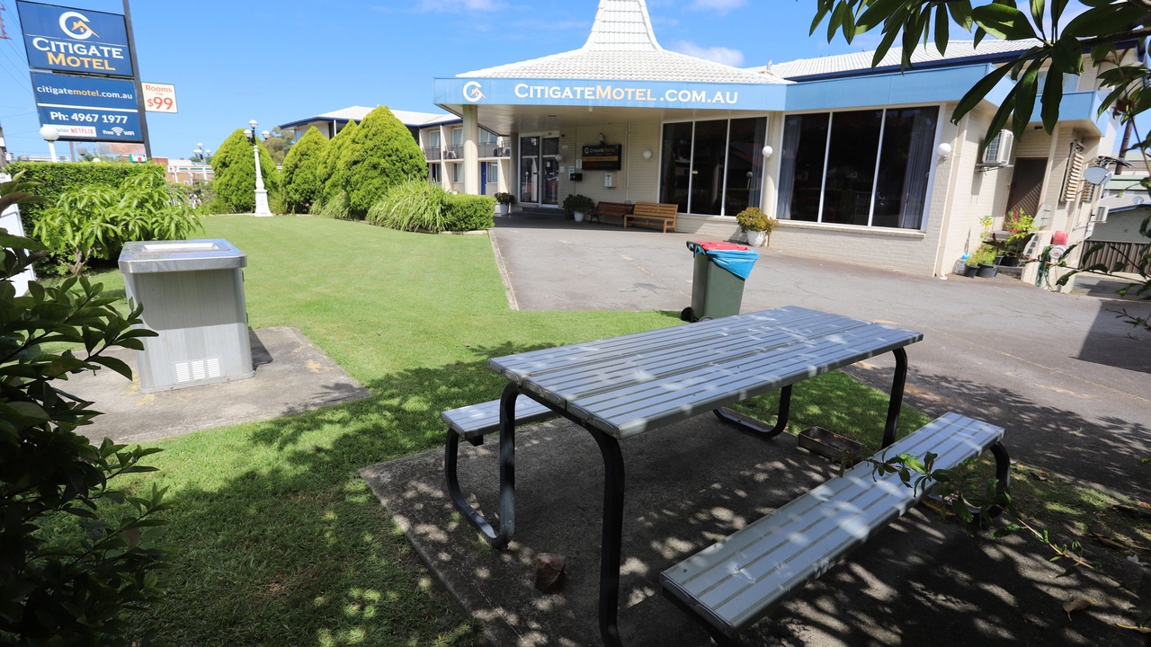 Photo of Outdoor in Mayfield West