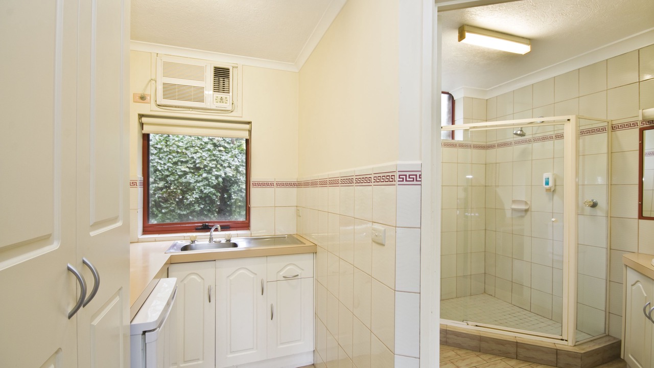 Photo of Bathroom in Lorne