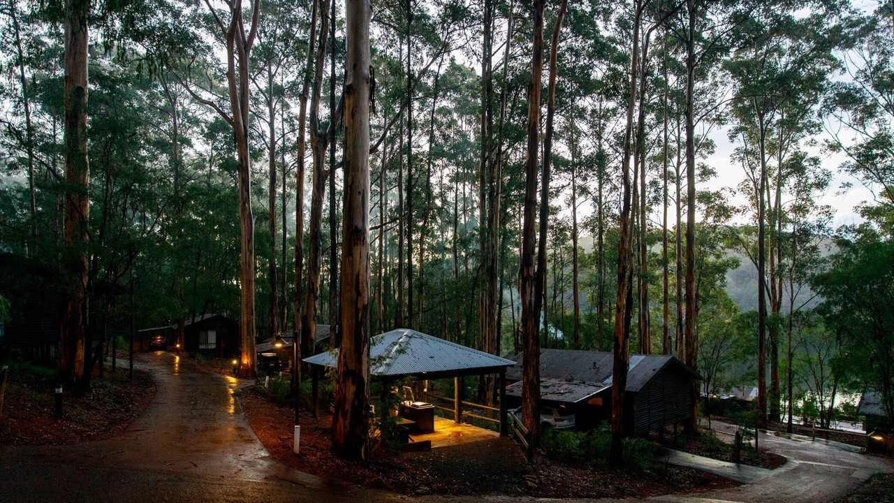 Photo of Buildings in Beedelup