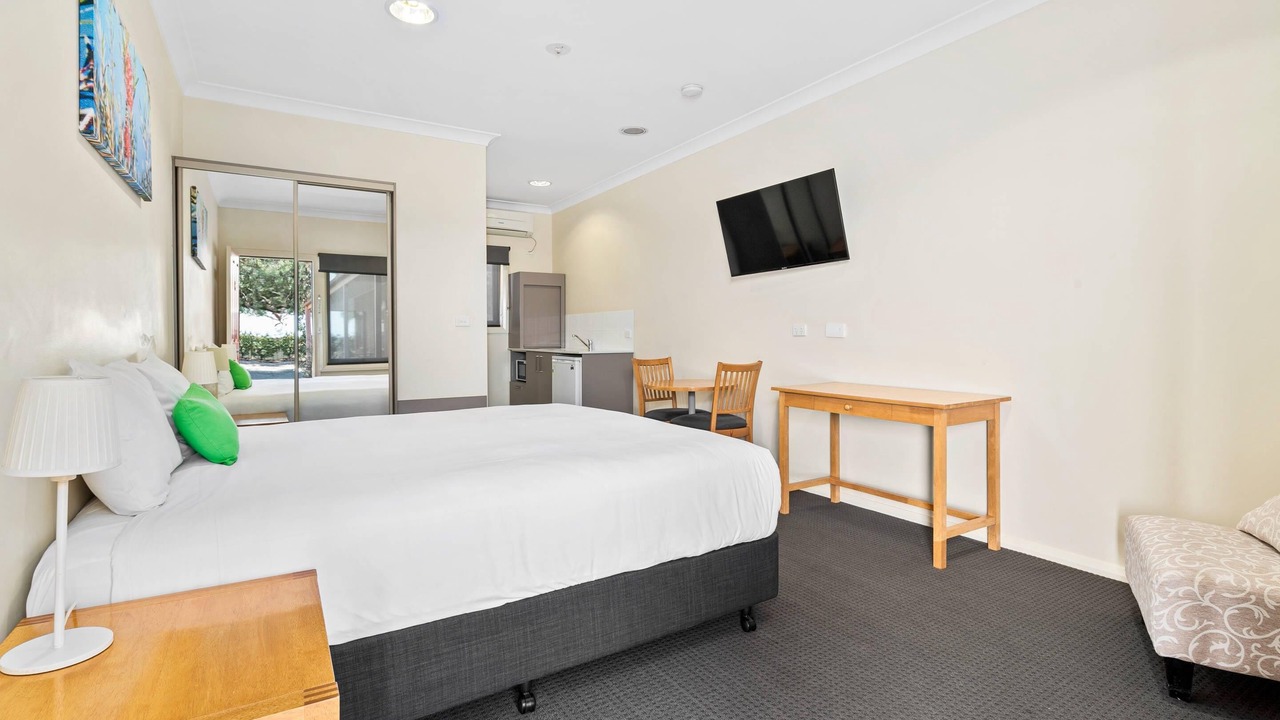 Photo of Bedroom in Hay South