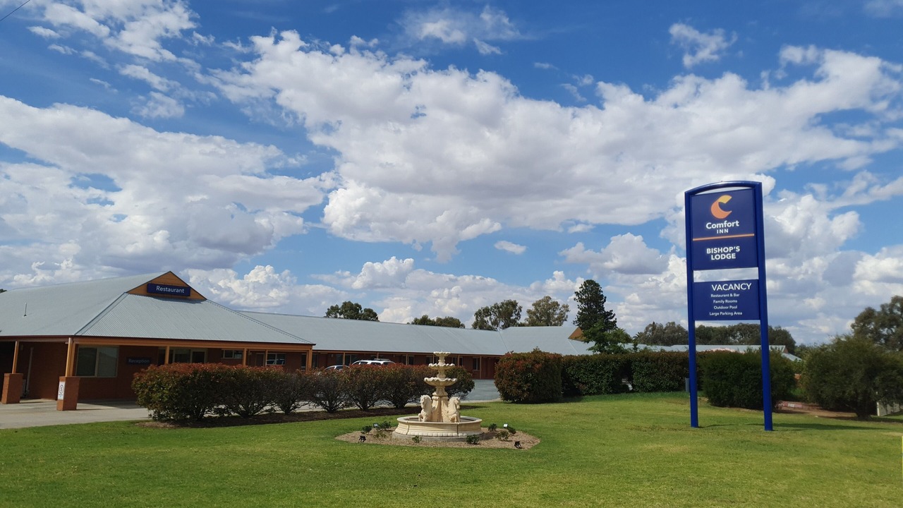 Photo of Outdoor in Hay South