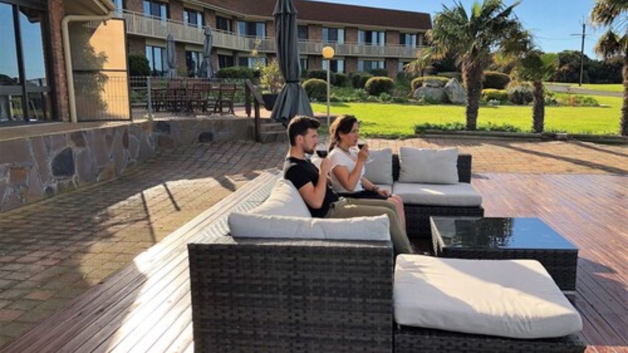 Photo of Outdoor in Kingscote