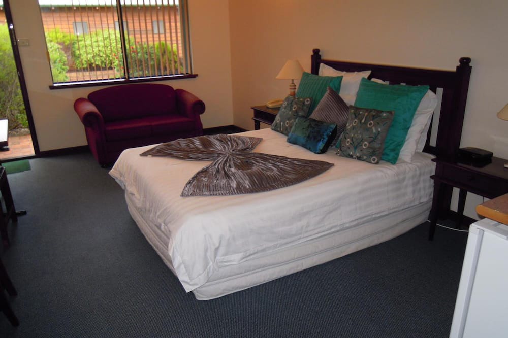 Photo of Bedroom in Walpole